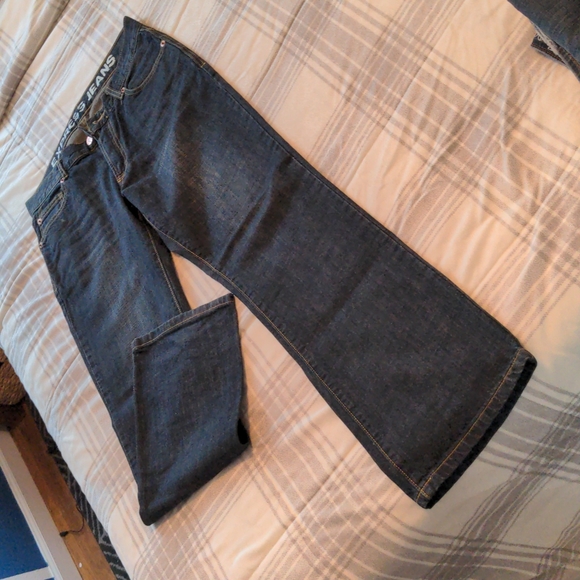 Express Jeans - Picture 3 of 4